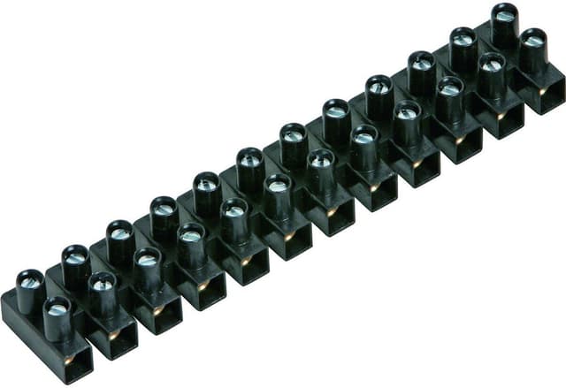 Описание товара
Профессиональная винтовая клеммная колодка предназначена для надежного и безопасного соединения медных и алюминиевых проводников. Модель рассчитана на ток до 6А и сечение провода до 6 мм². Корпус из негорючего полипропилена черного цвета обеспечивает отличную изоляцию и устойчивость к химическим воздействиям, что критически важно при скрытом монтаже внутри потолочных конструкций.
Почему стоит выбрать эту колодку:
Легкое разделение: Блок из 12 секций можно легко разрезать на нужное количество контактов обычным строительным ножом.
Надежная фиксация: Качественные винты обеспечивают плотный зажим, исключая искрение и нагрев в местах соединения.
Термостойкость: Полипропилен выдерживает перепады температур, что важно при работе в зонах установки точечных светильников и использования тепловых пушек.
Компактный размер: Малые габариты позволяют спрятать соединение в стандартный подрозетник или за профиль натяжного потолка.
Область применения
Соединение проводов при установке освещения (люстр, спотов, светодиодных лент).
Разводка питания в распределительных коробках.
Удлинение кабельных линий при переносе точек освещения.
Использование в качестве временных соединителей при ремонте.